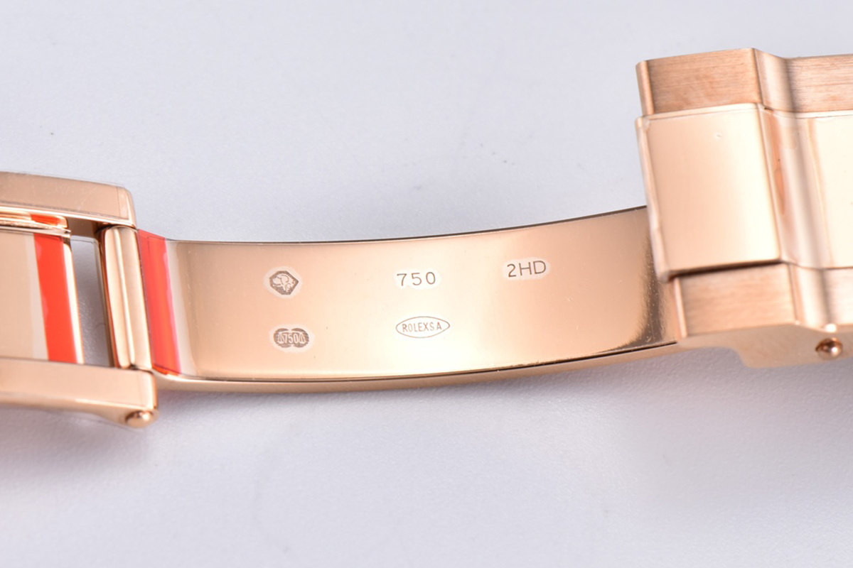 Daytona 116505 Chocolate Dial in Everose Gold