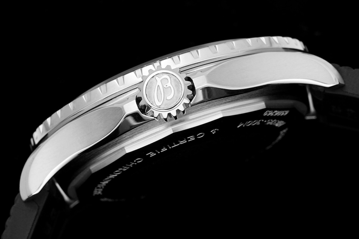 S*perocean Automatic 44 Yellow Dial Ref: A17375211I1S1